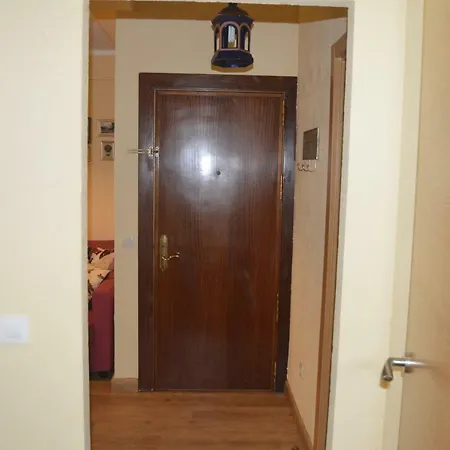 Romantic With Free Parking Apartment *